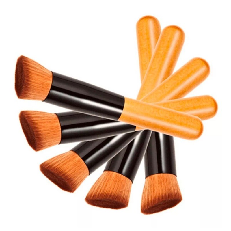 Universo en Linea Brocha Maquillaje Base Punta Diagonal Madera +