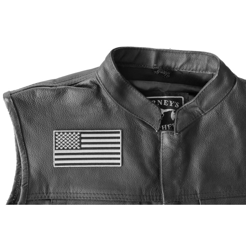 Ivamis US Flag Patch Black and Gray 4 Inch- 4x2.2
