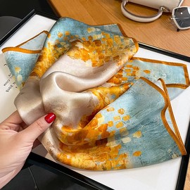 FEIBOON Bufandas de seda de morera, bufanda para el cuello, 21 x 21 pulgadas, bufanda cuadrada pequeña, bufanda para el pelo, bandana para mujer, empaquetado de regalo, Amarillo dorado y azul claro, 21in