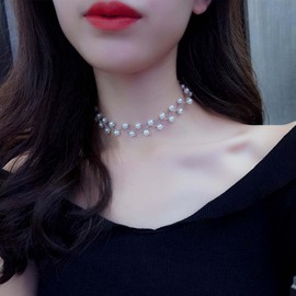 Yienate Bridal Pearl Choker Necklace Chain Gold Pearl Necklace Short Necklace Beads Cluster Choker Chain Wedding Pearl Necklace Charm Prom Necklace Jewellery Gift for Women Girls, Silver Pearl Metal,