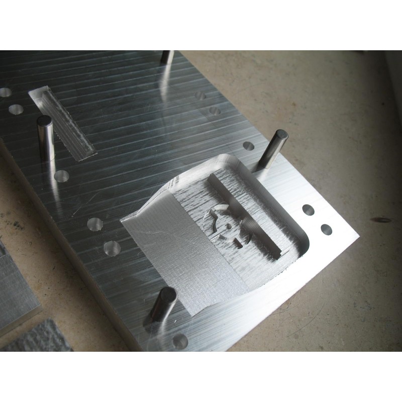 H186 - #82 Magnetic Mount Compatible with Tomtom GO 500