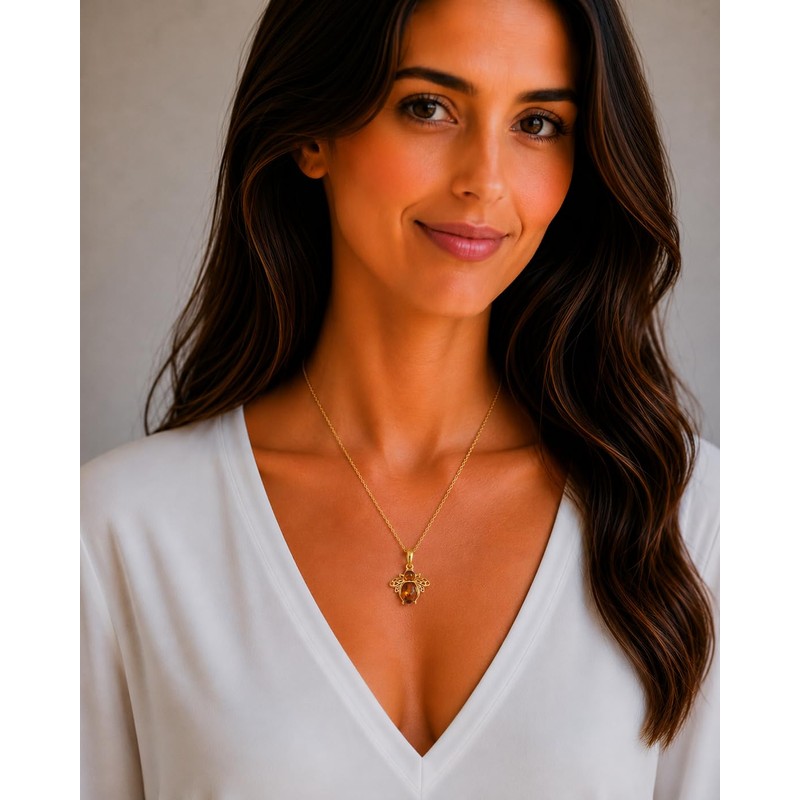 Kiara Jewellery - Bee Pendant Necklace - Gold Plated 925