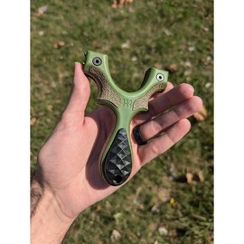 Custom-Cut Slingshot Grips - Slingshot Frame: Scout LT2, Grip Texture: Rubber-Moss