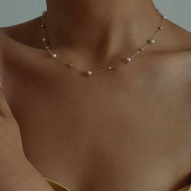 Gold Pearl Necklaces for Women: Dainty Pearl Pendant Necklace Simple 18K Gold Plated Pearl Choker Necklaces Trendy Pearl Jewelry for Women