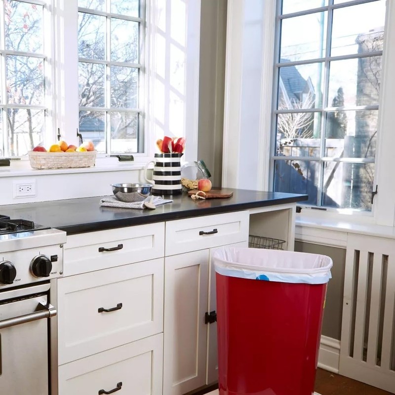 Hefty Ultra Strong Cinnamon Pumpkin Spice Tall Kitchen Trash Bags