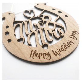 Lucky Wedding Wooden Horseshoe For The Bride And Groom To Remember Their Special Day For Years To Come (Mr & Mrs Design)