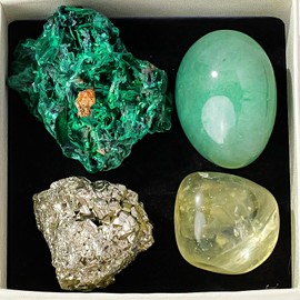 Natural Healing Crystal Spiritual Stone for Meditation (Green Aventurine)