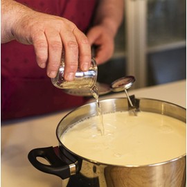 Rennet Microbial Coagulant, 30ml Bottle, add 2ml to 5L (1.32 Gallons) of Fresh Milk