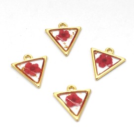 10PCS Gold Tone Real Dry Daffodil Flower Resin Triangle Charm Pendant GYX401
