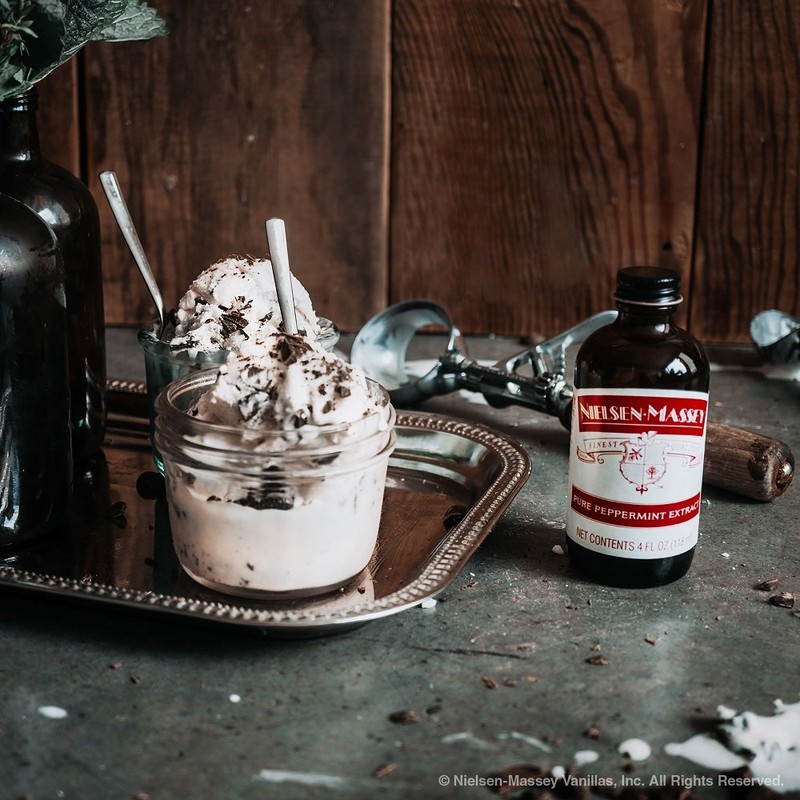 Nielsen-Massey Pure Peppermint Extract for Baking and Cooking, 4 Ounce