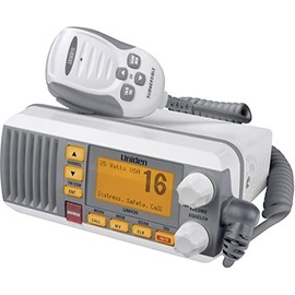 Uniden UM435 Advanced Fixed Mount VHF Marine Radio, All USA/International/Canadian Marine Channels Including New 4-Digit, CDN “B” Channels, 1 Watt/25 Watt Power, Waterproof IPX8 Submersible, White