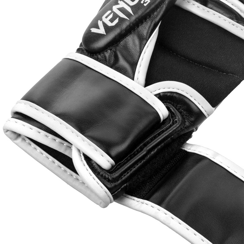 Venum Unisex Adult Challenger 3.0 - Black/White, Large/X-Large
