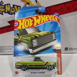 Hot Wheels HW Hot Trucks ‘83 Chevy Silverado Green