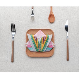 VSUINGO Small Square Wooden Tray – 5.9 Inch Decorative Tray for Coffee Table, Ottoman, Serving Food, Snacks, or as Cup Coaster – Snack Tray, Mini Serving Platter, Bathroom Countertop Organizer