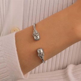 Xduargs Punk Skull Bangle Bracelet Vintage Skull Skeleton Cuff Bracelet Silver Human Skeleton Bangle Bracelet Cuff Open Adjustable Bangle Bracelet Jewelry for Women and Girls