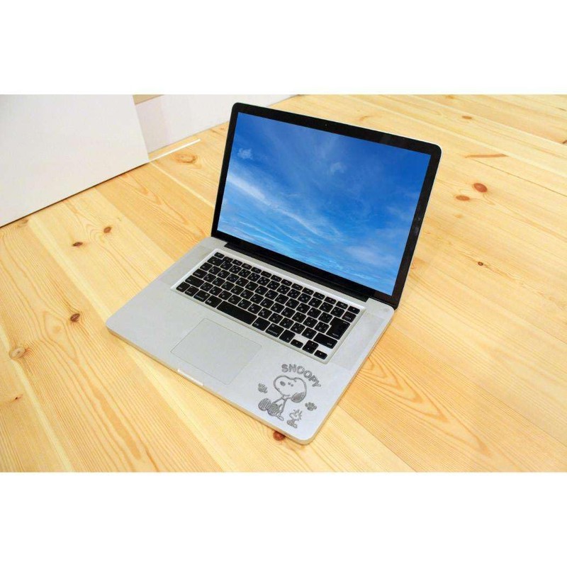 Sankin Shoji SN3253 Snoopy Sitting Emblem Sticker