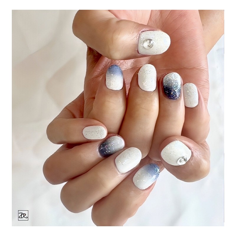 Dara Beauty April Art of the MonthTwo-tone Gra Ribbon Nails❣