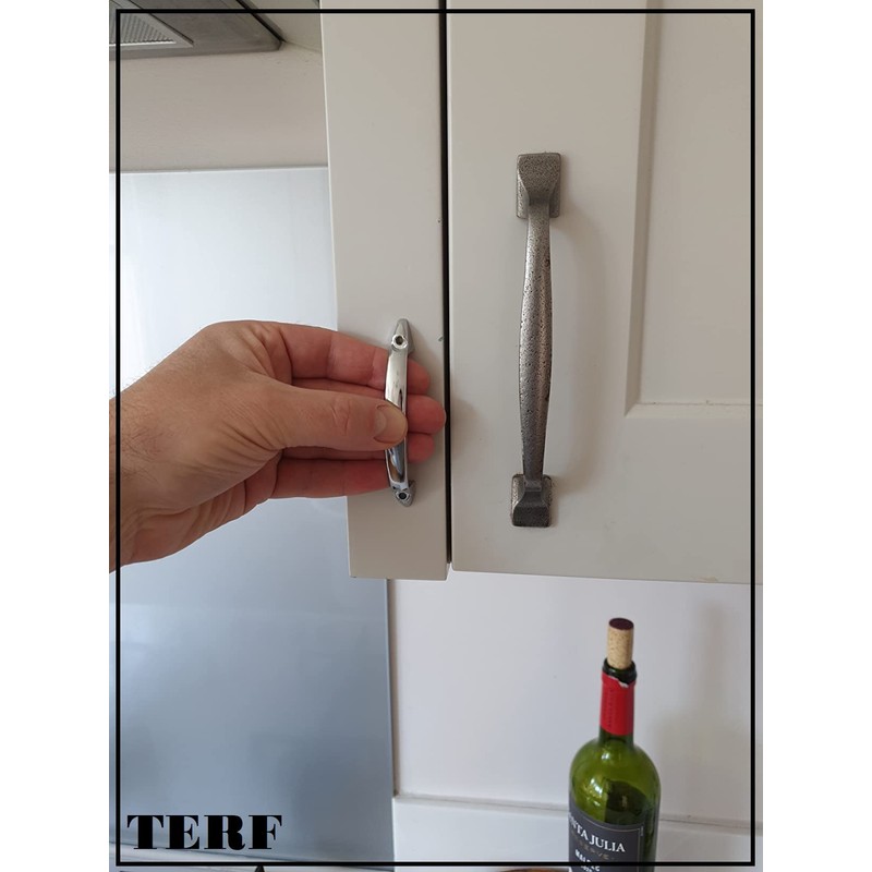 TERF® Traditional Polished Chrome D-Shape Front Fix Pull Handle 100mm