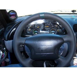RedlineGoods Explorer 1995-01 Steering Wheel Cover