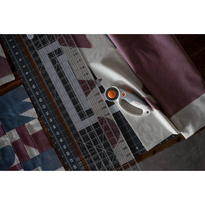 Fiskars Patchwork Ruler 15x30cm Highlighted 1cm Seam Allowance Interrupted Half