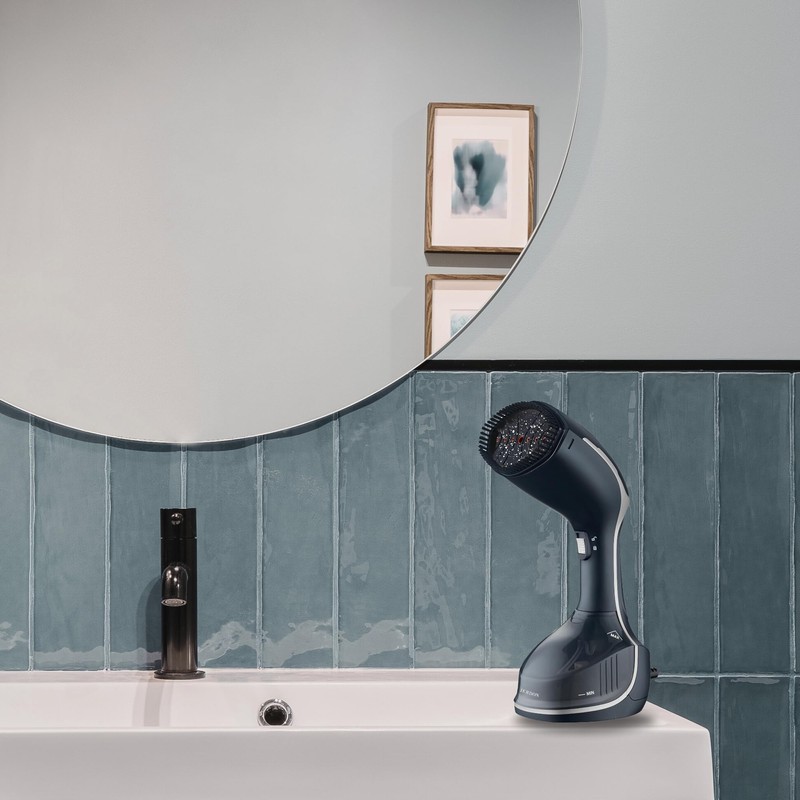 Jerdon Handheld Clothing Steamer - 1600 Watt Portable Garment Steamer