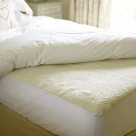 COMFORTNIGHTS Fleece Under-blanket. Double, 140 x 190 cms.