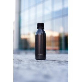 Smartshake Bohtal Doppelt isolierte schwarze Wasserflasche - 600ml Edelstahl Metall Wasserflasche für heiße und kalte Getränke BPA-freie schwarze Wasserflasche Thermo Vakuum Metall Trinkflasche