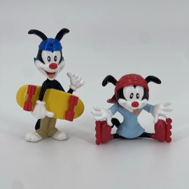 Dakin ANIMANIACS figure lot 1994 Yakko Skateboard Wakko Roller Blades PVC toys Rare