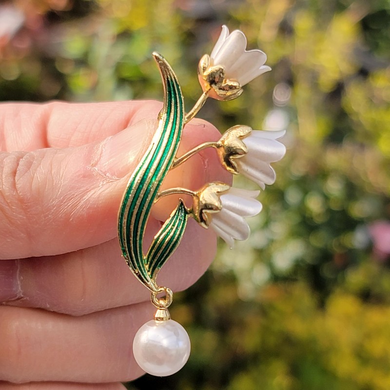 GFM® Lily Of The Valley Faux Pearls Brooch (BRCH-LOTV-2252)