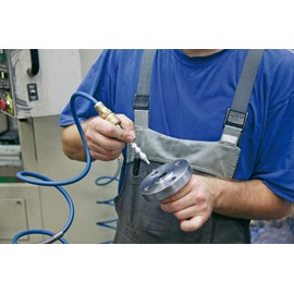 HAZET Blow-Out Pin 9040-3| Compressed Air Tool, 3mm Nozzle, 360L/min, Integrated Coupling Plug 7.2mm, Inlet Pressure 12 Bar, with Practical Attachment Clip