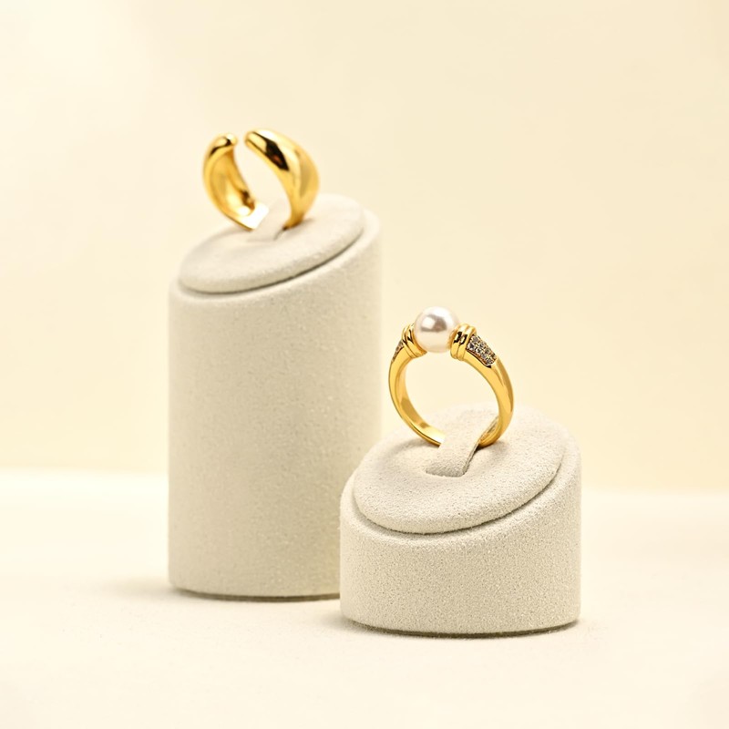 Oirlv Elegant Velvet Ring Stand Set 3 PCS Ring Display
