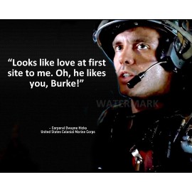 ALIENS CORPORAL HICKS MOVIE QUOTE LOOKS LIKE LOVE AT FIRST SITE  PHOTO 8X10