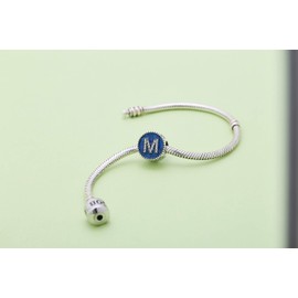 Hoobeads - Abalorio de plata de ley 925 con diseño de letra de la A a la Z, color azul