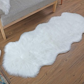 KAIHONG Faux Fur Sheepskin Style Rug,Faux Fleece Chair Cover Seat Pad Soft Fluffy Shaggy Area Rugs For Bedroom Sofa Floor (white, 60x160cm)