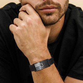 Lunvky Initial Bracelet for Men Boys, American Flag Wrist Band Bracelets Cool Jewelry Military Graduation Easter Basket Stuffers Dad Gifts Teenage Teen Kids Boy Him Son Pulsera Para Hombre Letter S