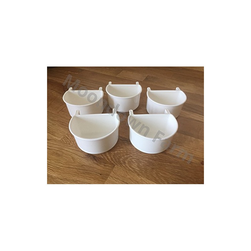 Moondown Farm 7.5cm White D Cup 5 Pack Animal Feeding
