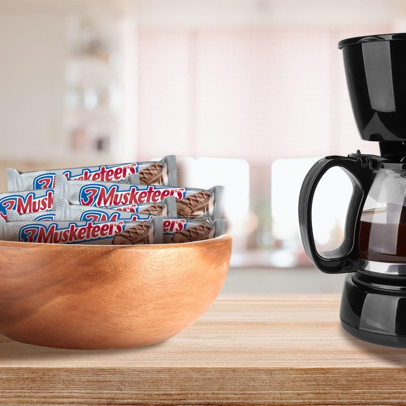 3 MUSKETEERS Milk Chocolate Candy Bars - Full Size Chocolate