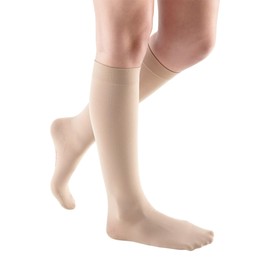 mediven Comfort for Women, 20-30 mmHg – Closed Toe Leg Circulation, Knee High Compression Stockings for Women, Semi-Transparent Leg Support Compression Hosiery , I-Petite, Sandstone