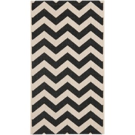 SAFAVIEH Courtyard Collection Area Rug - 9' x 12', Black & Beige, Chevron Design, Non-Shedding & Easy Care, Indoor/Outdoor & Washable-Ideal for Patio, Backyard, Mudroom (CY6244-256)