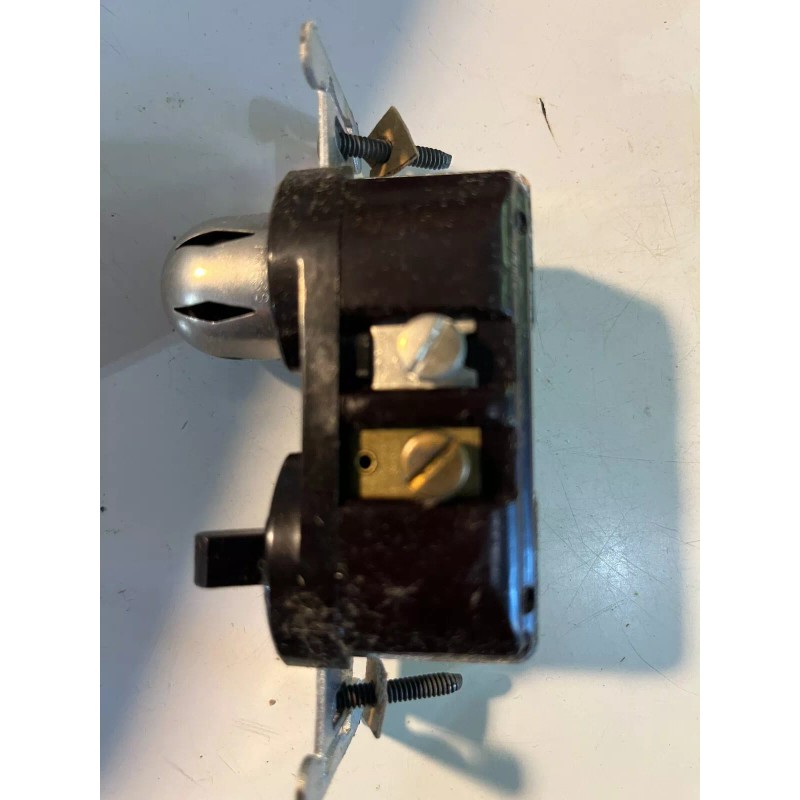 Leviton 5223 Single Pole Switch w/ Pilot Light