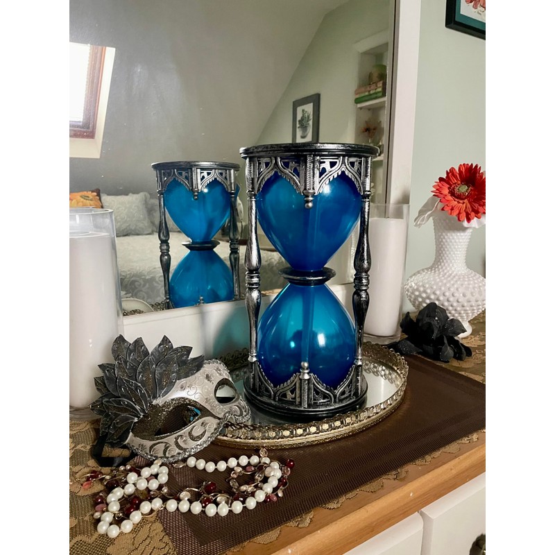 Hourglass Decoration with Light and Sound