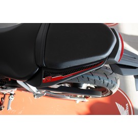 Tankpad Carbon Look 3D Graphics Kit Compatible with Honda CB125R Red X551204VA