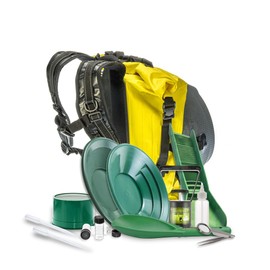 SE Gold Panning Kit Outdoor Lightweight Includes Backpack, Gold Pans, Tweezers, Mini Sluice Box, and More, 14pc Set - GP5-KIT114RS