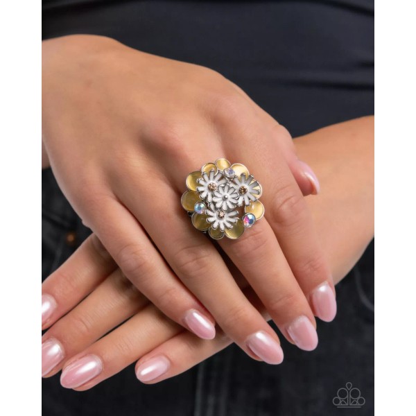 Paparazzi Jewelry Accessories - Boisterous Bouquet - Yellow Ring -