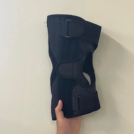 Fit Geno Knee Brace for Meniscus Tear and Enhanced Support (Small)