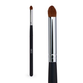 GOC, Brocha, Precision Fluff, Brocha en forma de barrilito para ojos, Especial para el iluminador en lagrimal, Pelo cuidadosamente seleccionado, Mango de fina madera, G811