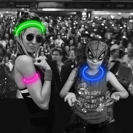 HiGuard LED Dog Collar USB Rechargeable Glowing Pet Collars Lighted Up Safety Necklace Glow in the Dark for You & Your Dogs (Green)