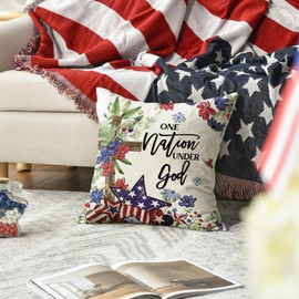 AVOIN colorlife 4th of July Memorial Day Patriotic Throw Pillow Cover, 18 x 18 Inch Flowers Cross Independence Day American Stars Stripes Decoration for Sofa Couch