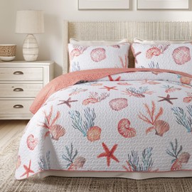 Soul & Lane Seaside Treasures Bedding Quilt Set - Queen with 2 Shams | Ocean Beachfront Lightweight Quilted Bedspread