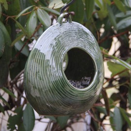 Byer of Maine Circle Fly Through Heather Green Bird Feeder for Outside, High Fired Porcelain Stoneware with Glossy Glaze, 3lbs